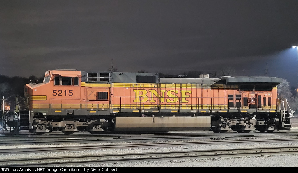 BNSF 5215